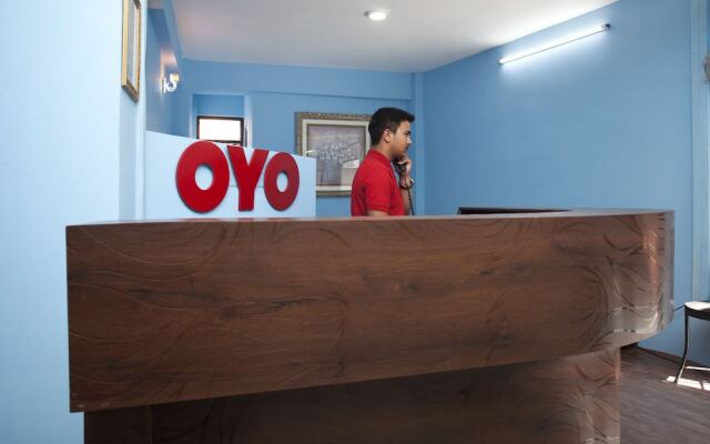 OYO 419 Hotel Crossroads