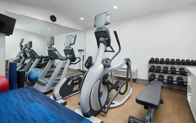 Holiday Inn Express Pensacola West - Navy Base by IHG