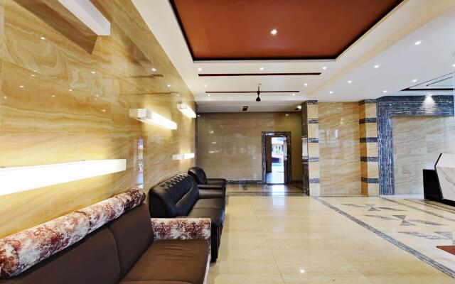 Arya Resort & Spa