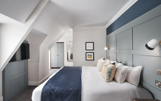 voco St. John's Solihull by IHG