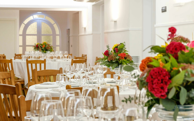 SDivine Fátima Hotel