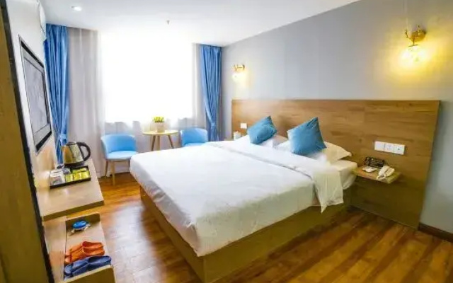 Four Seasons Hotel (Guangxi University East store in Nanning）
