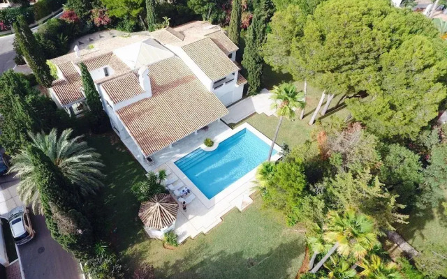 SCH Villa Los Monteros