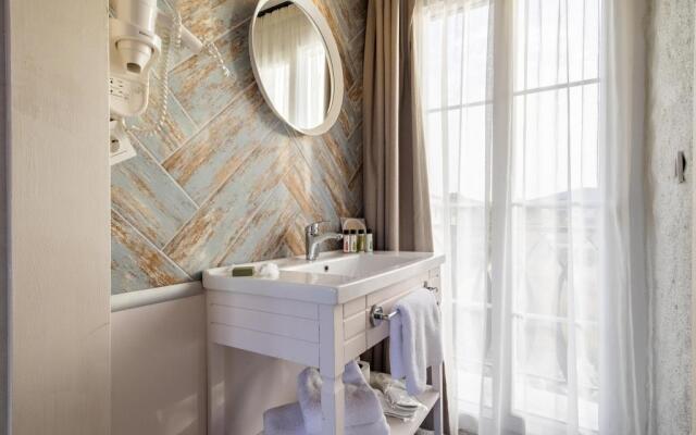 777 Alaçatı (+16 Adult Only)