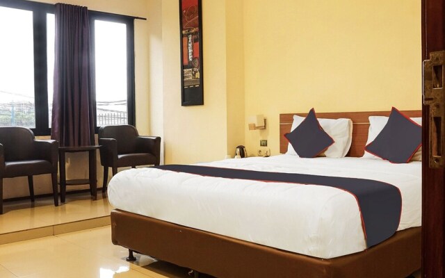 SUPER OYO Collection O 91409 Hotel Fiducia Otista 153 - 157