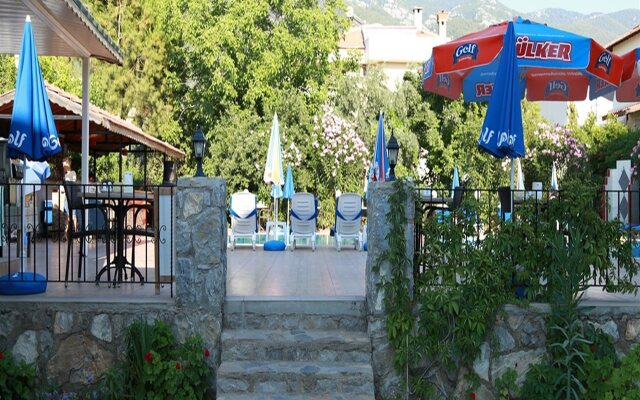 The Green Valley Hotel