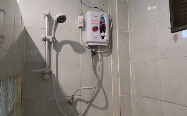 Sriwipa Hill Khao Kho