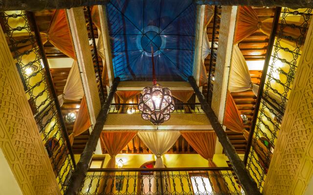 Riad Hamdane Et SPA