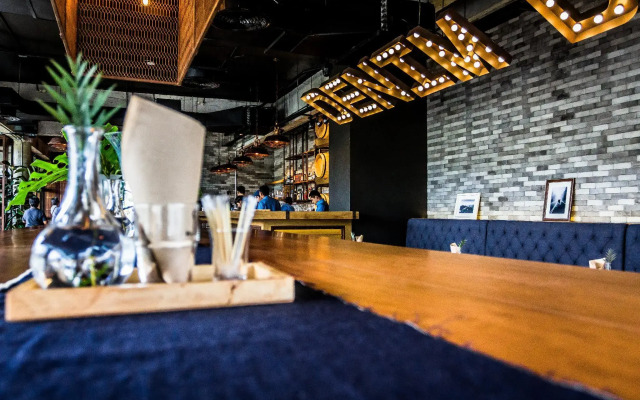 Wheeler Bed & Bike Hotel (SHA Plus+)