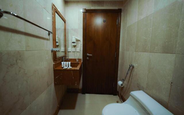 Nour Al Thuria Hotel