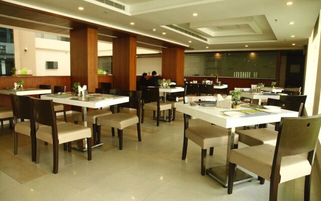 Hotel Goldstone Elite Vrindavan