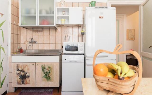 Flower'S Market Apartment - Charme Homes