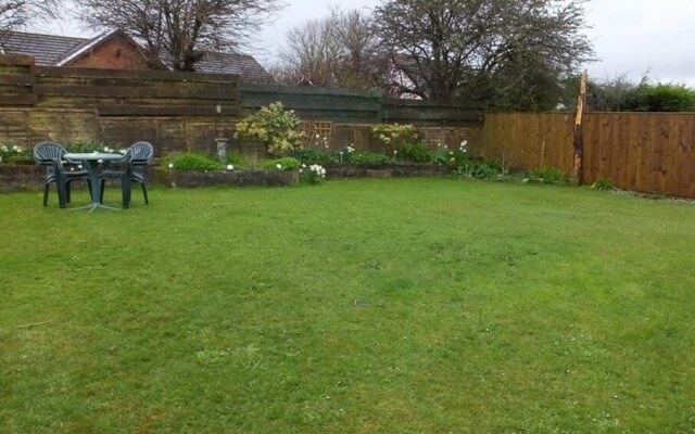 Hoyles Close 14