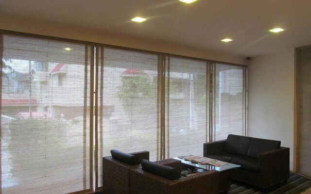 Shilton Residence Hotel