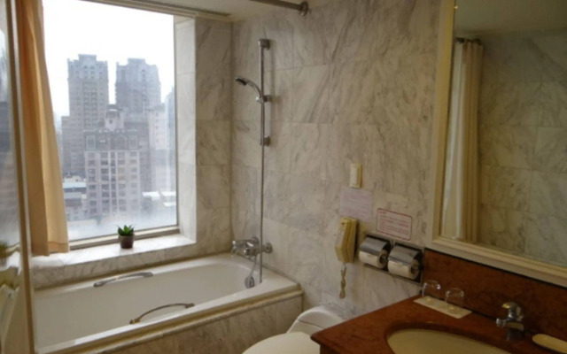 Crystal Plaza Hotel Kaohsiung