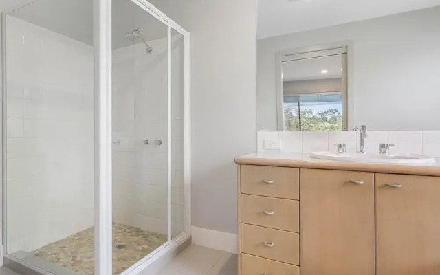 Greens on Pacific Way