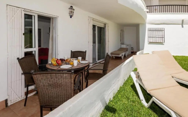 Perfect Family Apartment in Acapulco Playa, Nerja
