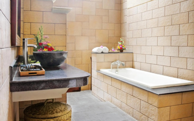 Bali Ayu Hotel And Villas