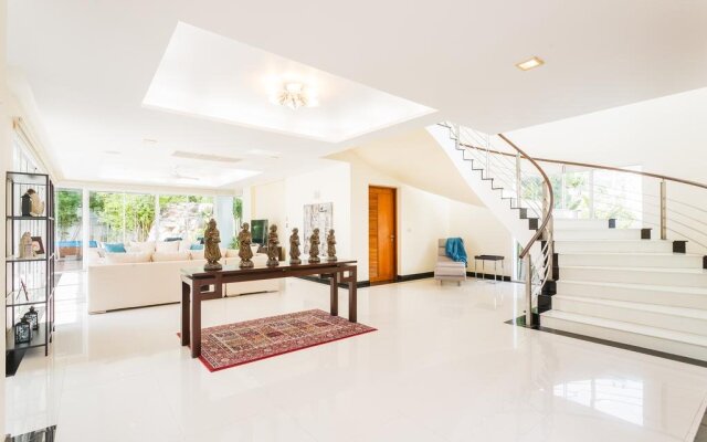 Kyerra Villa by Lofty