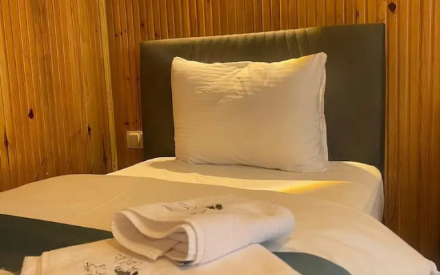 El'A Apart Hotel