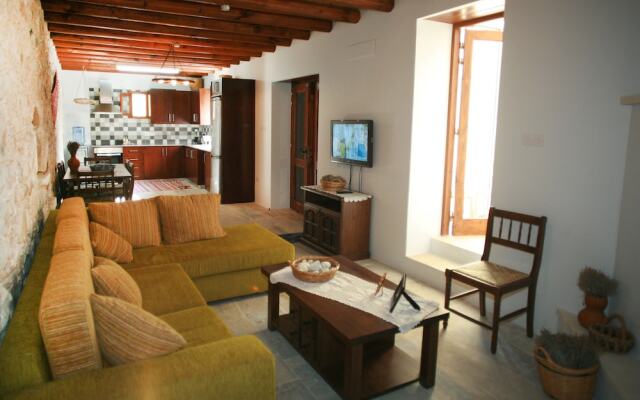 Areti Courtyard Villas