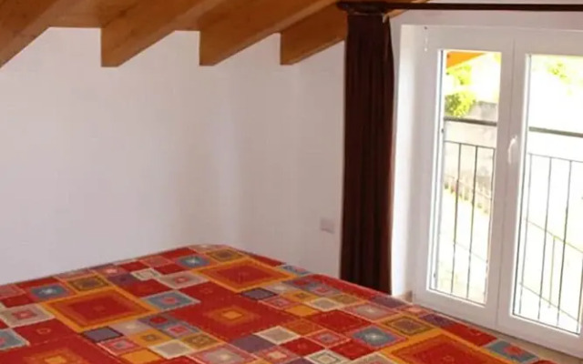 Big Apartment with View of Lake Como