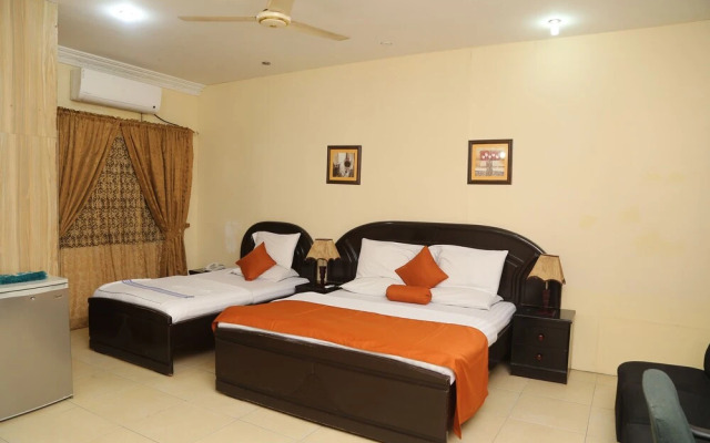 Luxury Inn