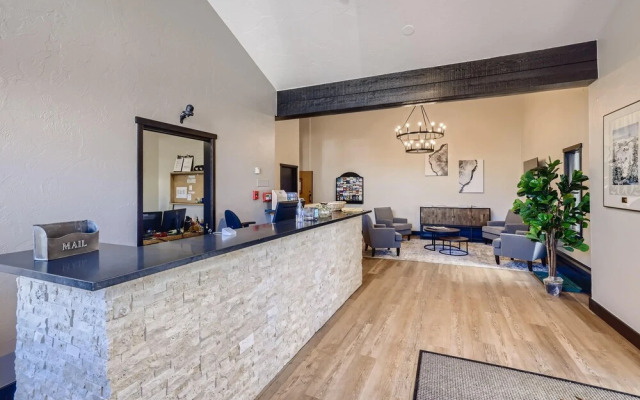 Lift House Lodge, Remodeled Downtown Lionshead Studio Condo