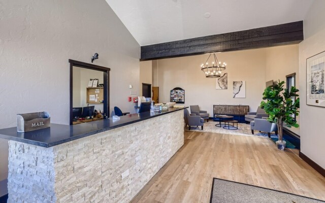 Lift House Lodge, Pet Friendly Studio Condo