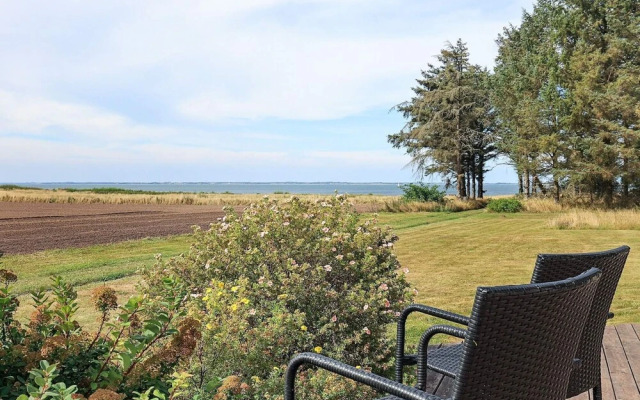 8 Person Holiday Home in Spottrup
