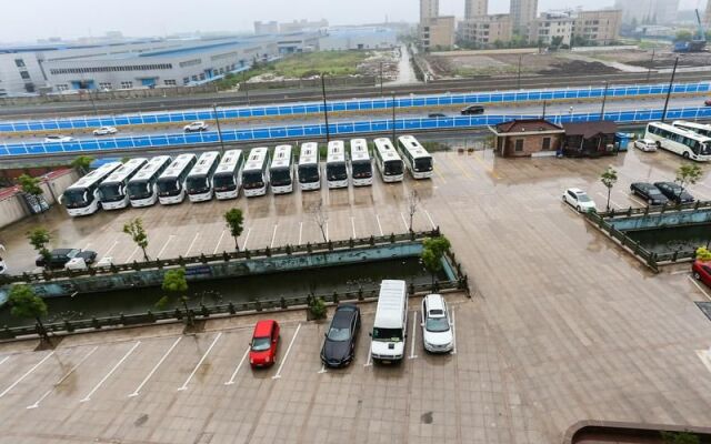 Vienna Hotel Shanghai Fengxian South Bridge Jinhai Road