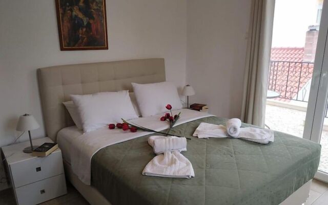 Central Hotel