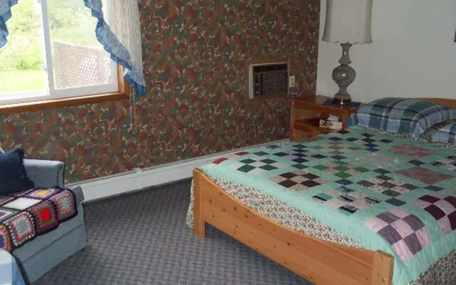 St. Mary's River Lodge