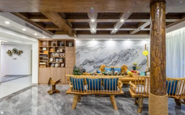 Lijiang Jirui Inn