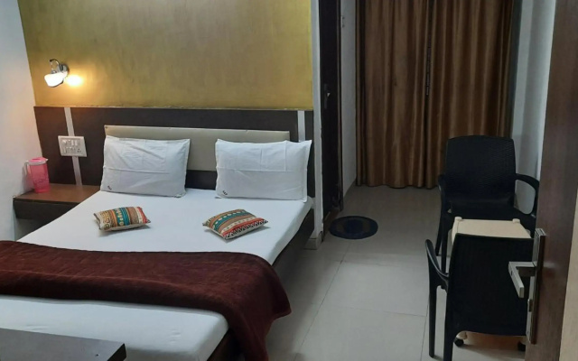 Hotel S K Palace