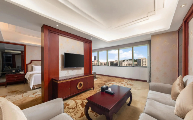 Yijia International Hotel