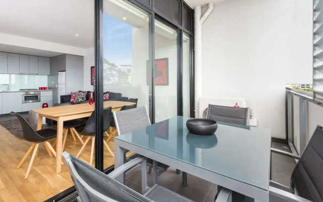 Executive Apartment With Bay Views