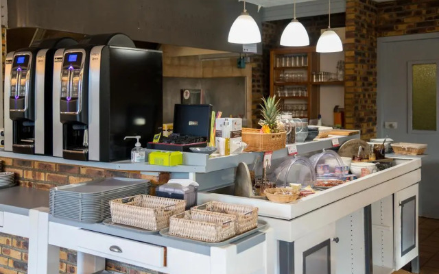 Brit Hotel Plaisance