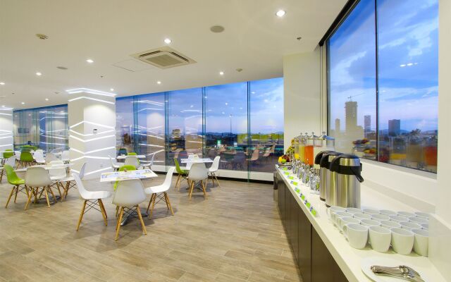 Holiday Inn Express Hotel & Suites Puebla Angelopolis by IHG