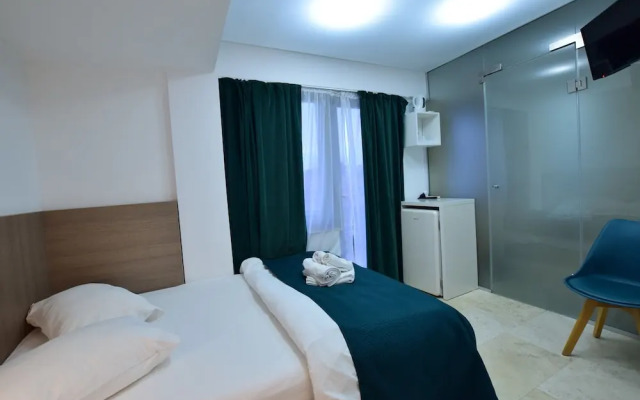 Dacia Residence Apartments
