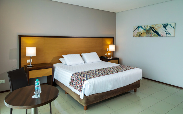 Hotel Estelar En Alto Prado