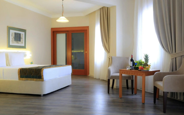 Roseira Beach Resort