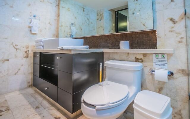 Las Brisas 401 3 Bedroom Condo by RedAwning