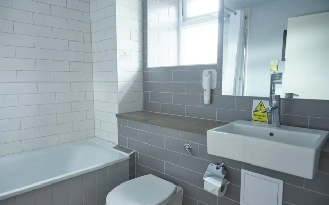 Fisherman's Tavern Hotel - Inn by Greene King Inns