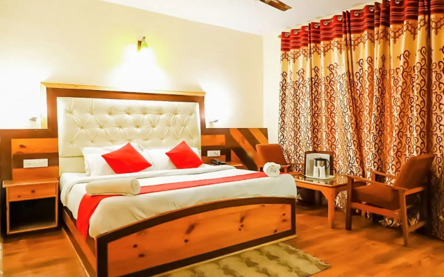 OYO 12425 Neha Palace
