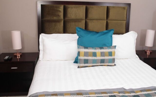 Triple Palms Bed and Breakfast