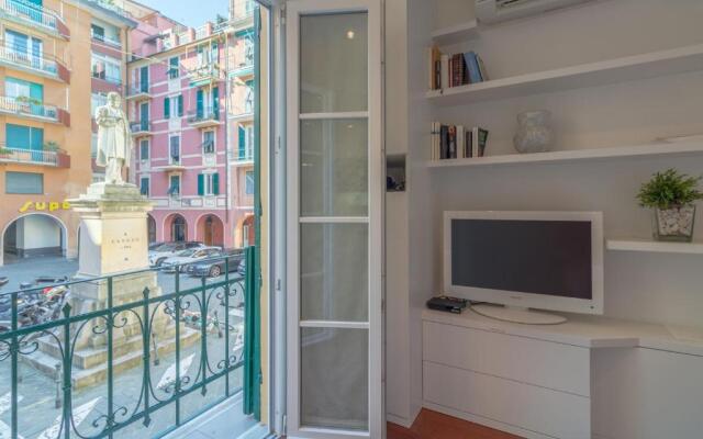 Lux by PortofinoHomes