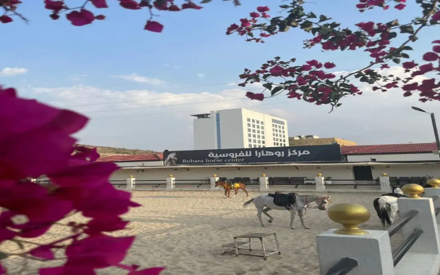 Rohara Resort