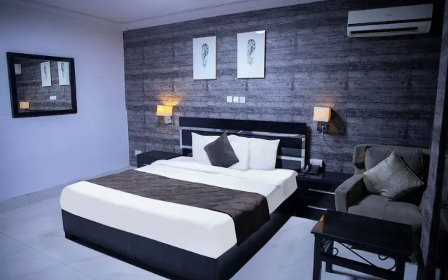 NewLand Hotels and Apartments