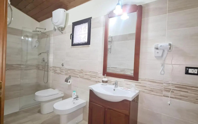 Camera matrimoniale 2 vacanza al mare- VILLA FRANCA